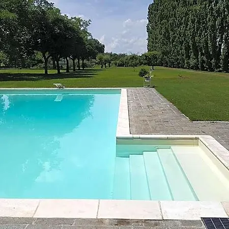 La Cascina Grossa Bed & Breakfast
